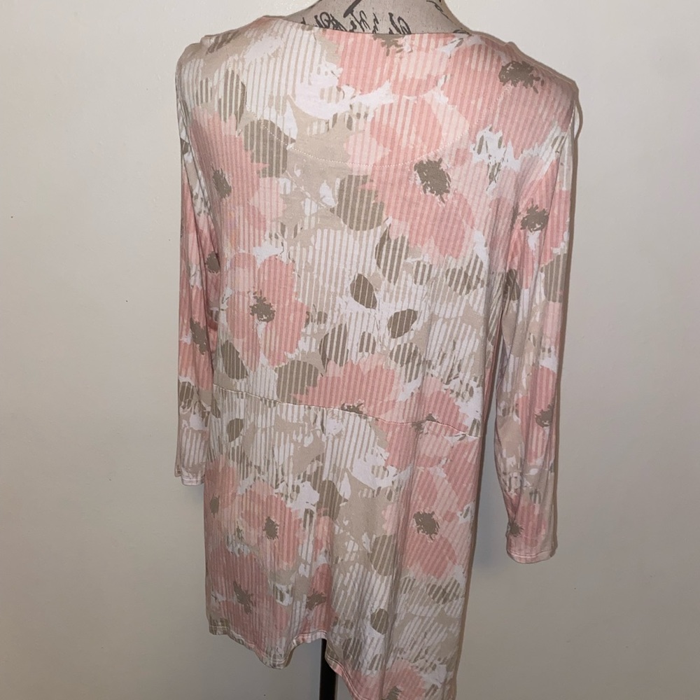 🌸Ruby Rd. Asymmetrical Top🌸 - Picture 6 of 10